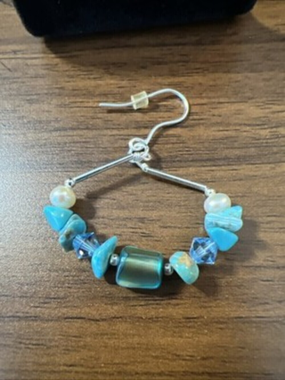 handmade beaded geometric hoop earrings - Picture 3 of 3